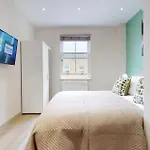 Netflix Heart Of Battersea Wd Self Check-In Desk